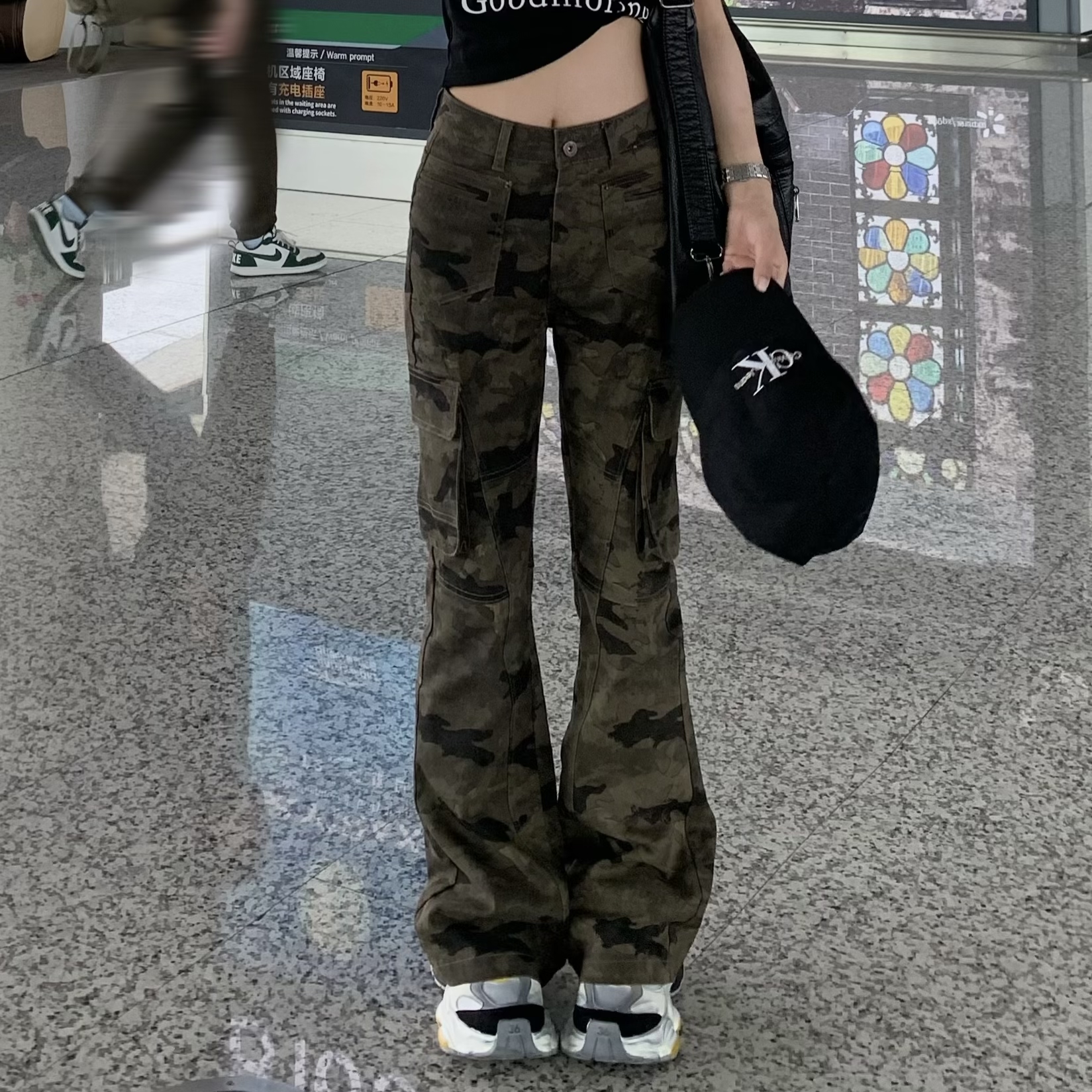 高腰微喇迷彩牛仔裤2025新款