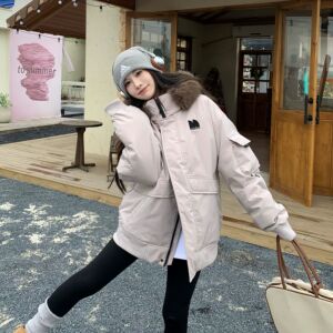 3MER哦哦三妹90白鸭绒毛领羽绒服女宽松2024冬季工装派克服外套