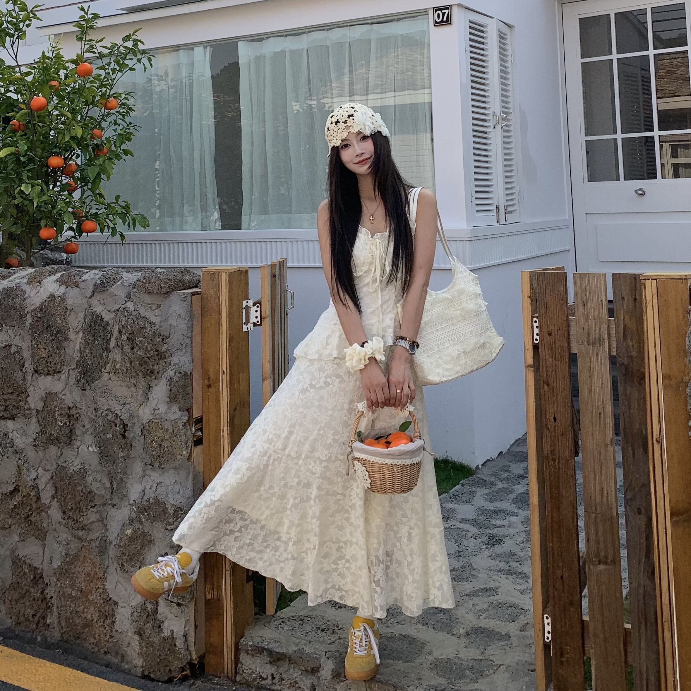 3MER哦哦三妹温柔甜美蕾丝吊带连衣裙女春夏新款收腰显瘦短袖长裙