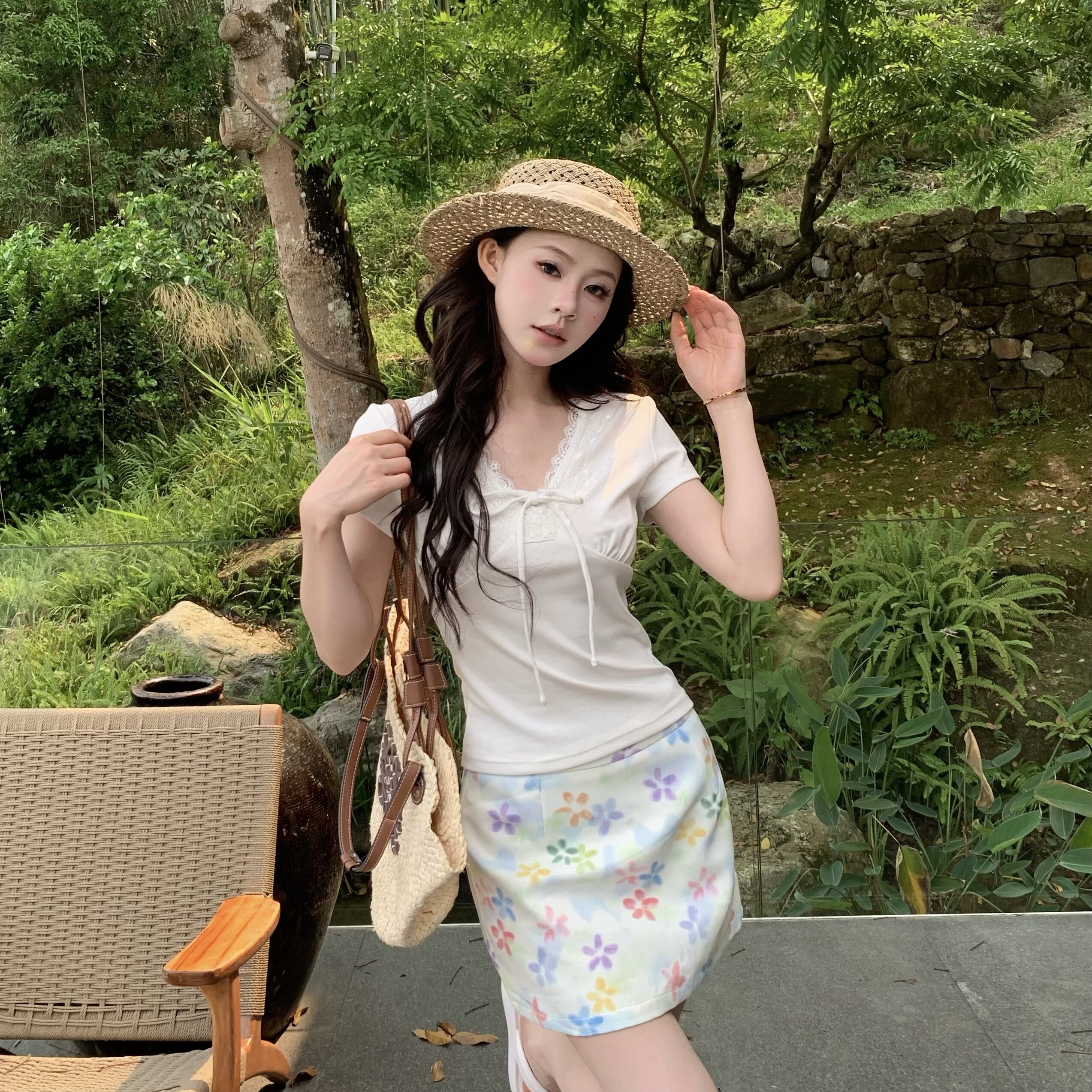 3MER哦哦三妹白色纯欲V领蕾丝拼接蝴蝶结短袖T恤女夏修身甜美上衣