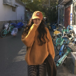 3MER哦哦三妹韩系慵懒橘色羊毛圆领毛衣女秋冬温柔宽松针织衫上衣