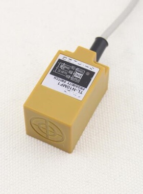 方型电感式金属感应接近开关 TL-N10ME1  直流三线常开