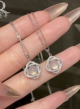 「仙度瑞拉」S925纯银白玉髓项链女吊坠四叶草花朵小众轻奢锁骨链