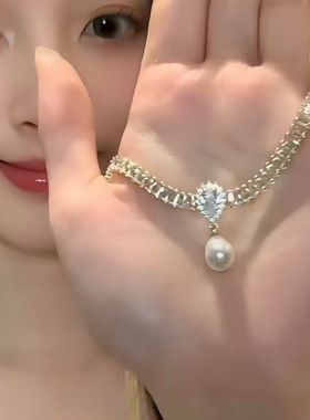 在逃公主!法式轻奢复古赫本风锆石水晶项链小众高级感珍珠锁骨链
