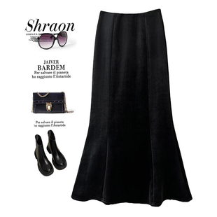 金丝绒加绒加厚半身裙女2025秋冬新款黑色高腰显瘦鱼尾裙包臀长裙