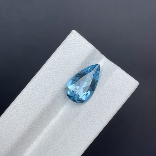 4.3克拉天然超级圣玛利亚色海蓝宝 全净玻璃体水滴切工 可代镶嵌