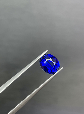 色标皇家蓝2.51克拉老烧皇家蓝蓝宝石 干净玻璃体颜色饱和度极高