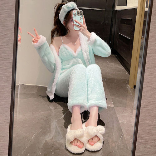 珊瑚绒性感甜美可爱吊带睡衣女款