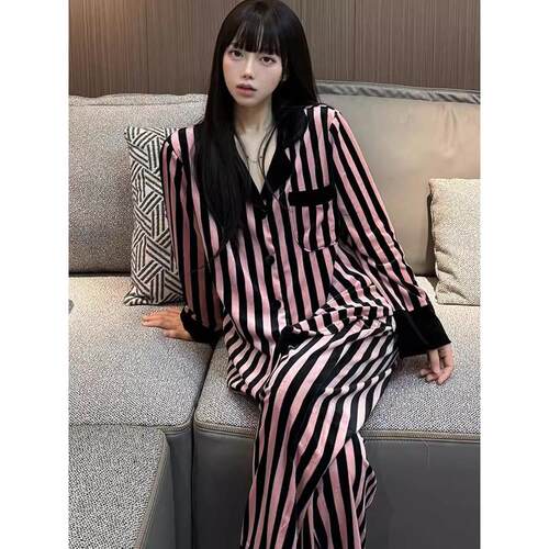 金丝绒翻领条纹甜美家居服睡衣女