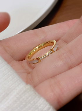 高级感镶钻贝母戒指女