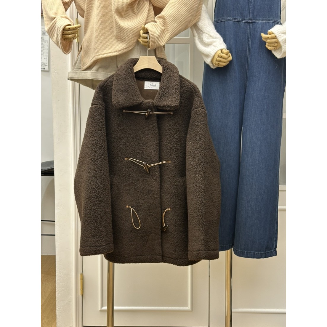 八1115韩国东大门运动瑜伽外套款大衣区4494003人气风格秋季高端