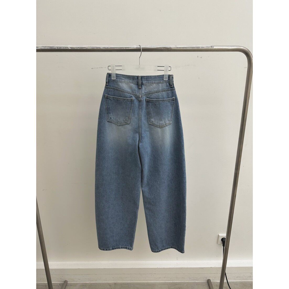 八0130韩国东大门运动牛仔裤区4559265休闲个性直邮舒适人气魅力