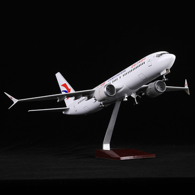 东航737MAX8仿真飞机模型