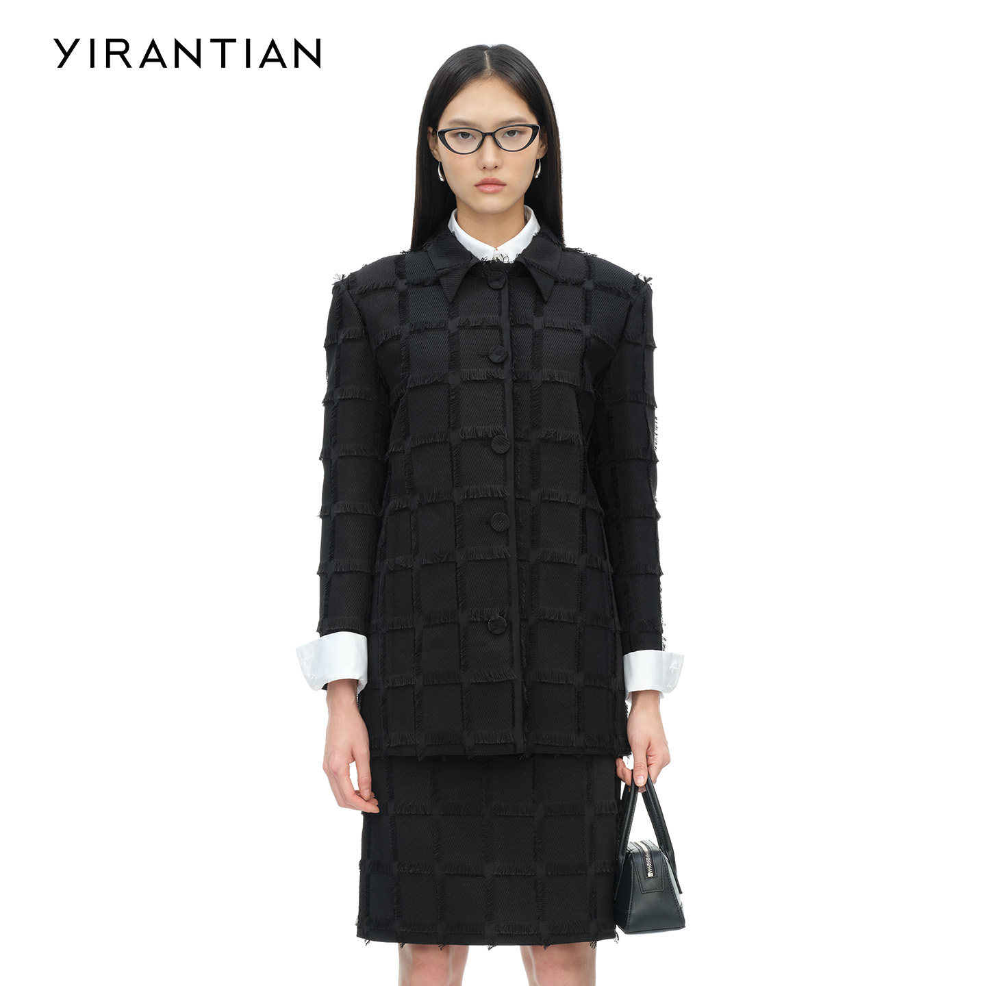 【YIRANTIAN】2026春新款质感设计宽松黑色流苏翻领夹克外套女