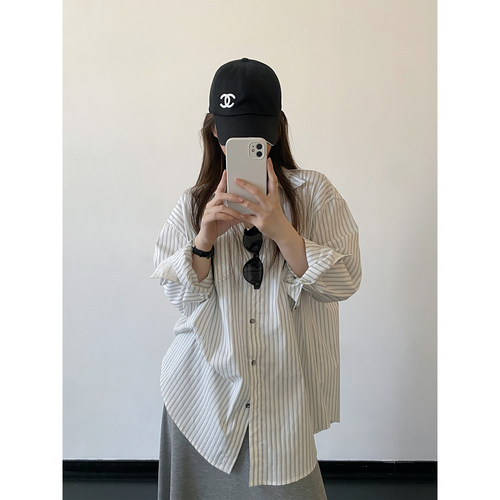 条纹翻袖撞色长袖衬衫女宽松衬衣