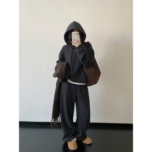 套装加绒卫衣+直筒裤子女秋冬