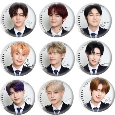 ZEROBASEONEZB1巡演周边75徽章