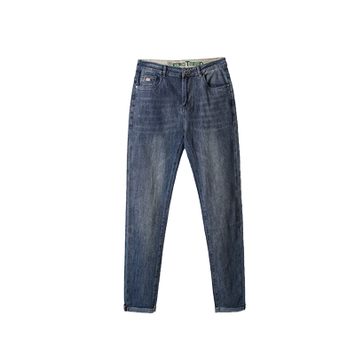 浅蓝色阔腿直筒休闲牛仔裤男