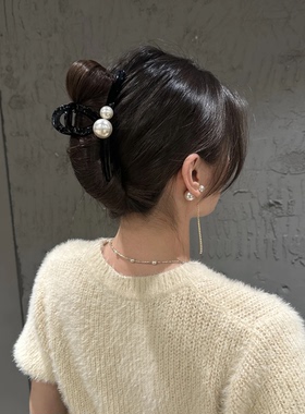 韩版原创珍珠抓夹新款女发夹头饰发饰黑色气质鲨鱼夹后脑勺大发抓