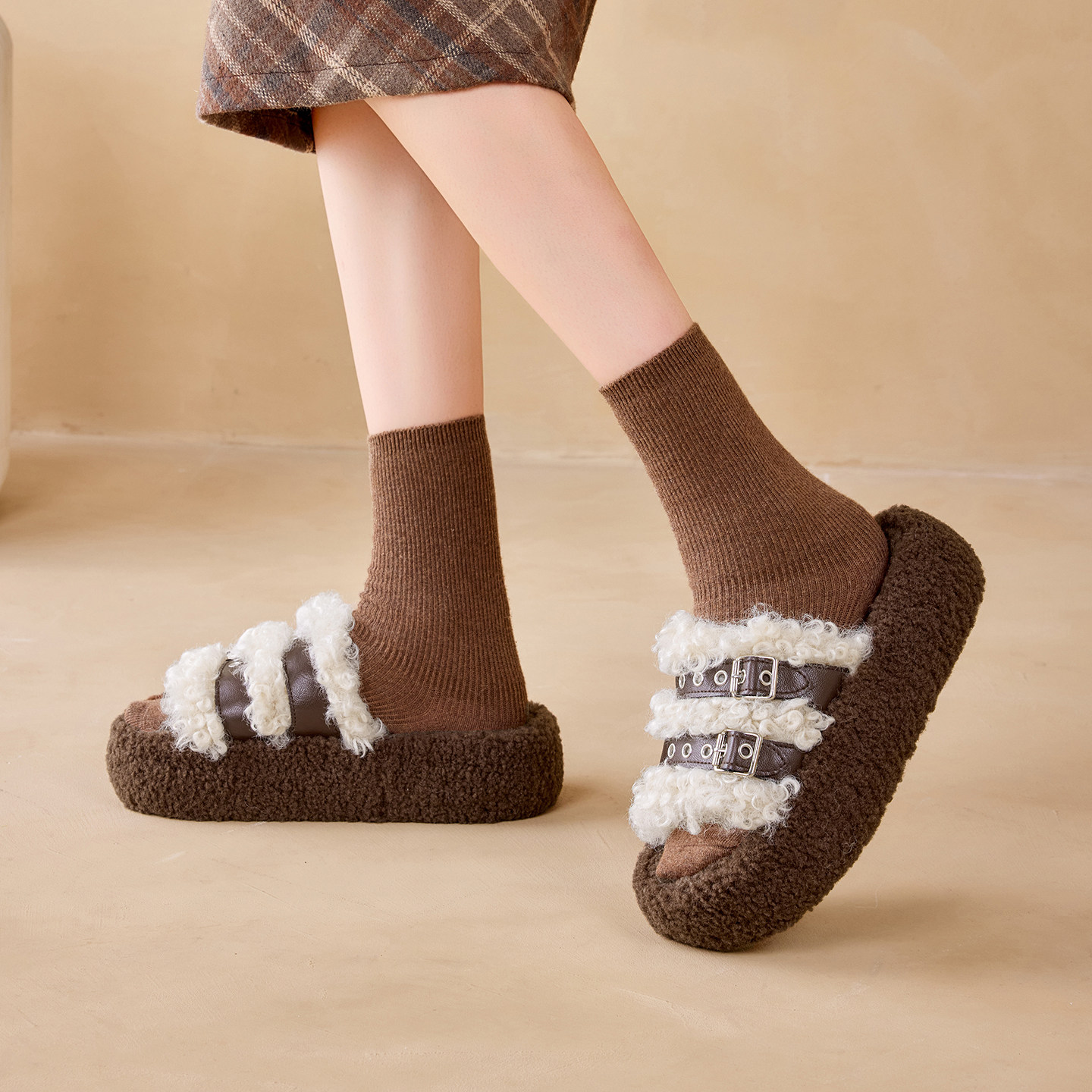 【新品】2025新款秋冬毛毛拖鞋女外穿保暖棉拖小香风一字拖