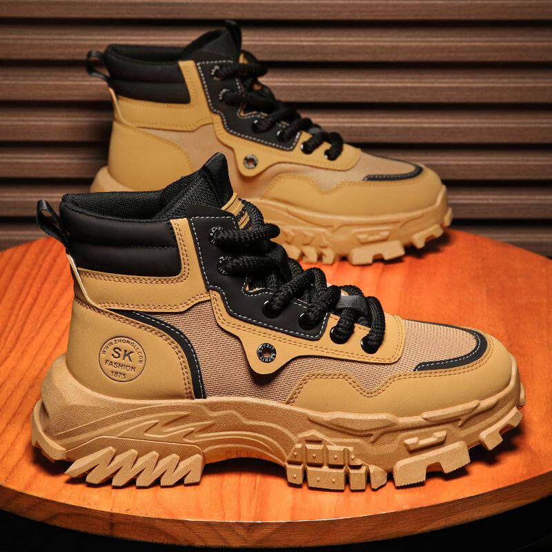 马丁靴男士秋季透气高帮英伦风复古工装靴户外登山沙漠作战大黄靴