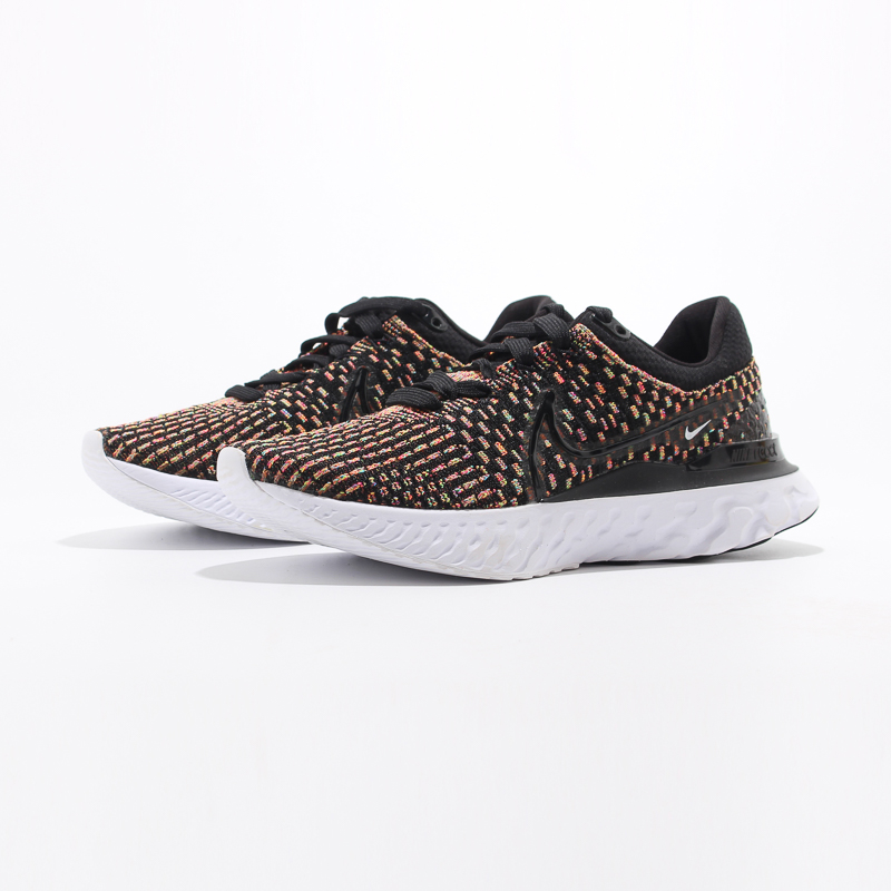 Nike/耐克女子跑步鞋减震透气