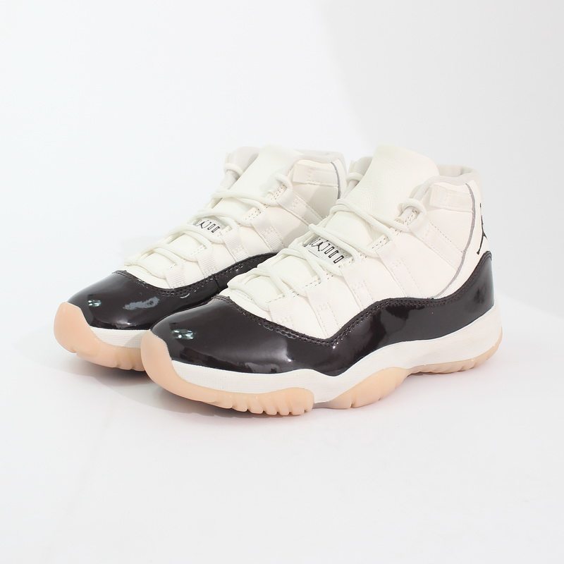 NIKE耐克潮流女鞋AIR JORDAN 11 RETRO减震高帮AJ11篮球鞋AR0715