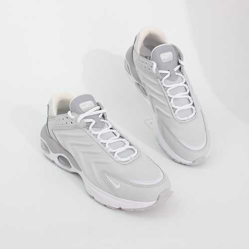 耐克男款AIRMAX气垫减震跑鞋