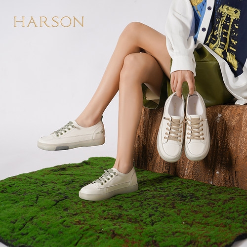 哈森真皮小白鞋女厚底通勤休闲鞋