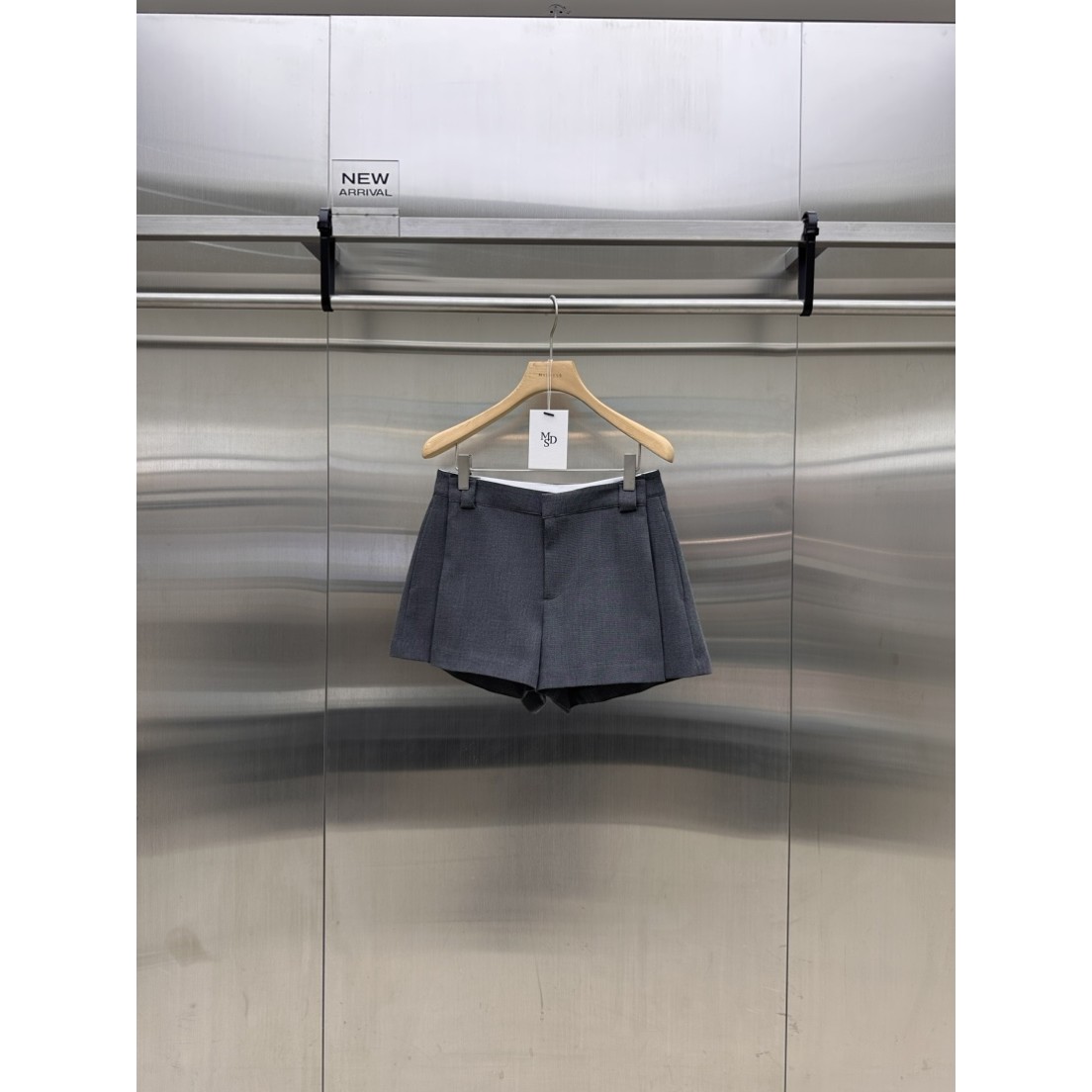 八1010韩国东大门运动短裤热销区4450154正品精致冬款端庄新款