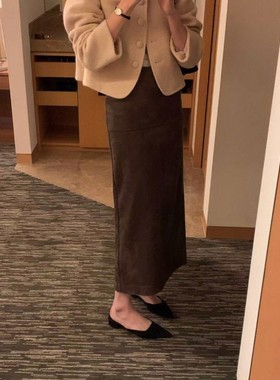 九1018韩国东大门户外半身裙区INOUF-8673422冬款时装新款新潮