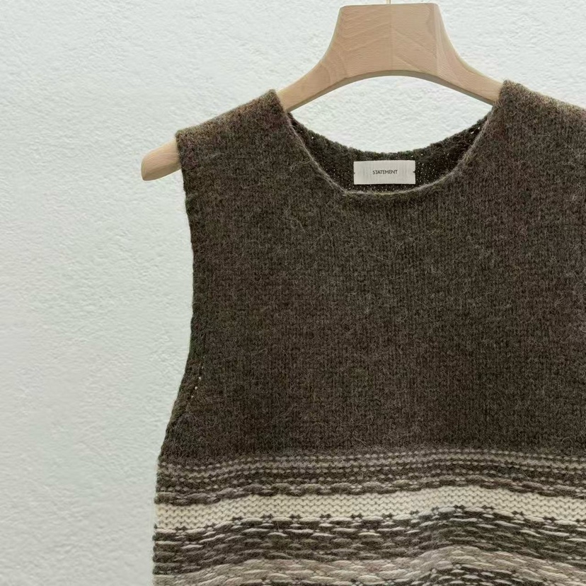 八1113韩国东大门背心区4489656欧美正品气质休闲精致直邮街舞