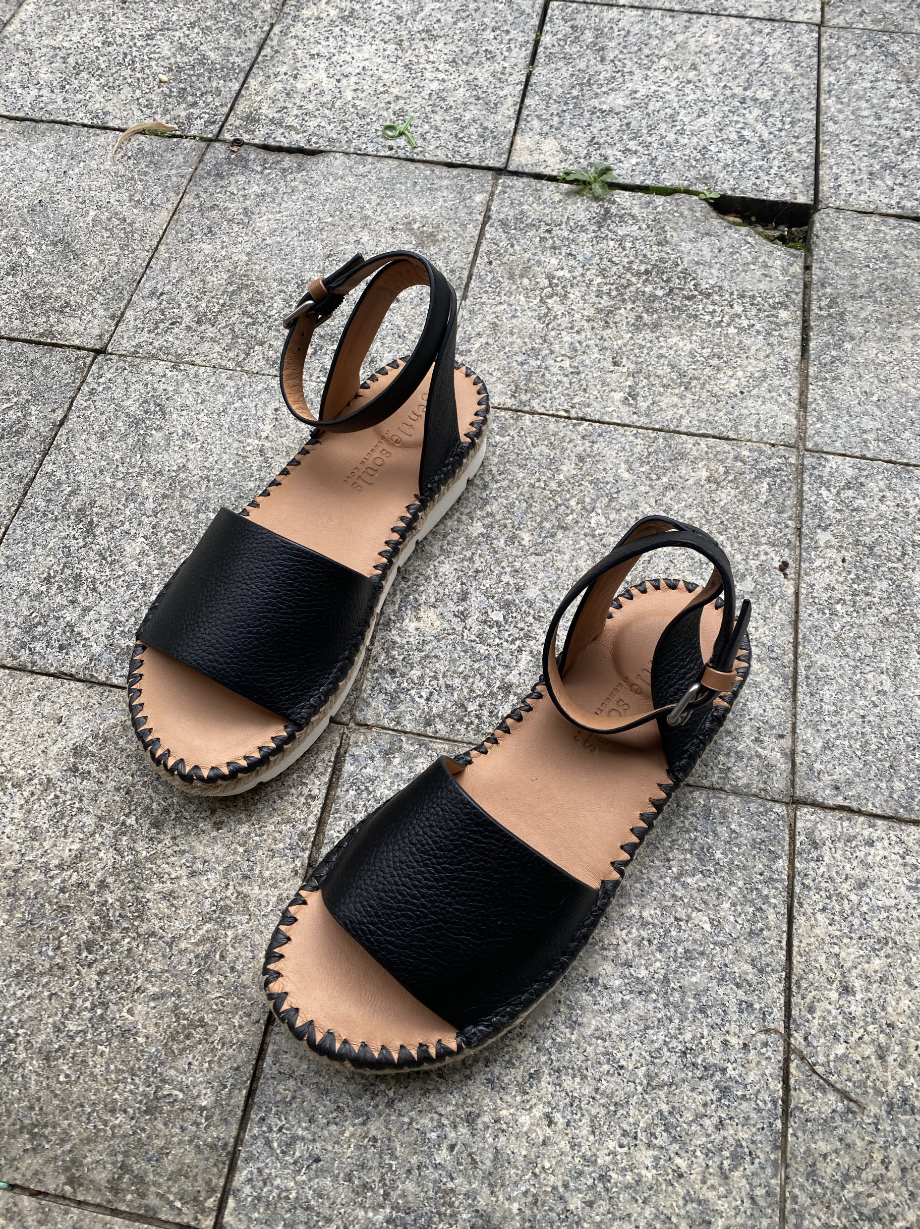 美国品牌出口原单新款女士凉鞋平底舒适真皮凉鞋特价清货