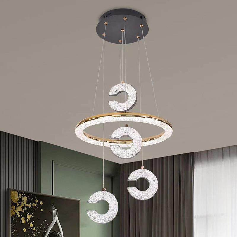 新款2024创意蜡烛餐厅吊灯现代简约吧台美式商业家庭装饰中山灯具