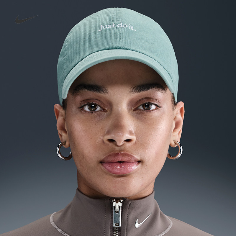 耐克/NIKE男女休闲运动户外遮阳刺绣字母鸭舌帽棒球帽FB5370-136