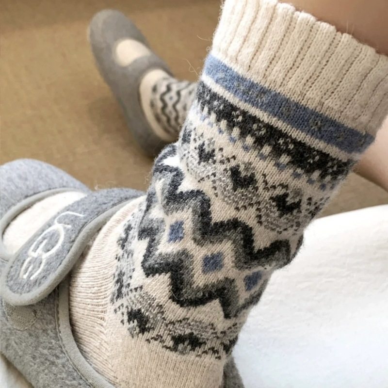 费尔岛复古羊毛袜子女中筒袜秋冬季加厚保暖堆堆袜日系文艺长筒袜,女士内衣/男士内衣/家居服,中筒袜,淘宝优惠券,粉丝福利购,淘宝优惠卷