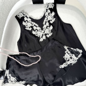 海伦罗兰女士桑蚕丝V领蕾丝拼接真丝吊带短裤 女家居服850111378