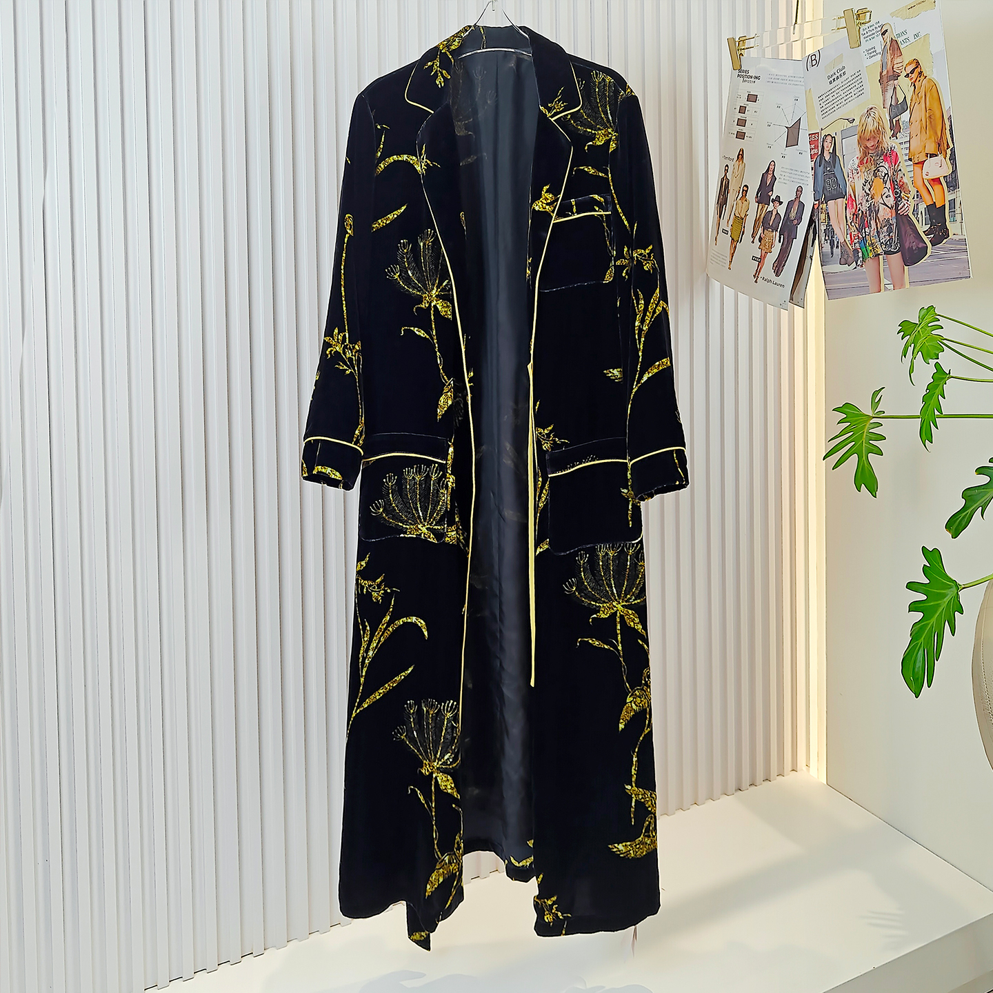 海伦罗兰2025新款桑蚕丝丝绒长开衫女奢华舒适气质睡袍850411400