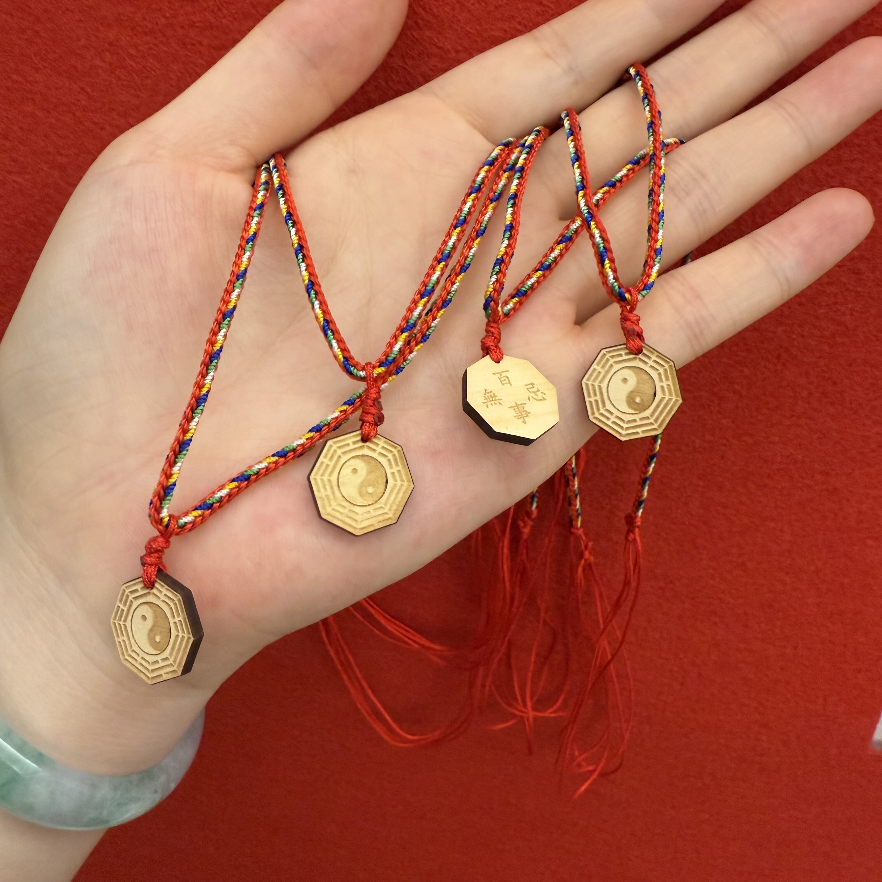 DIY宝宝小孩彩绳项链绳纯银999红绳八卦木纯手工百事无忌百无禁忌