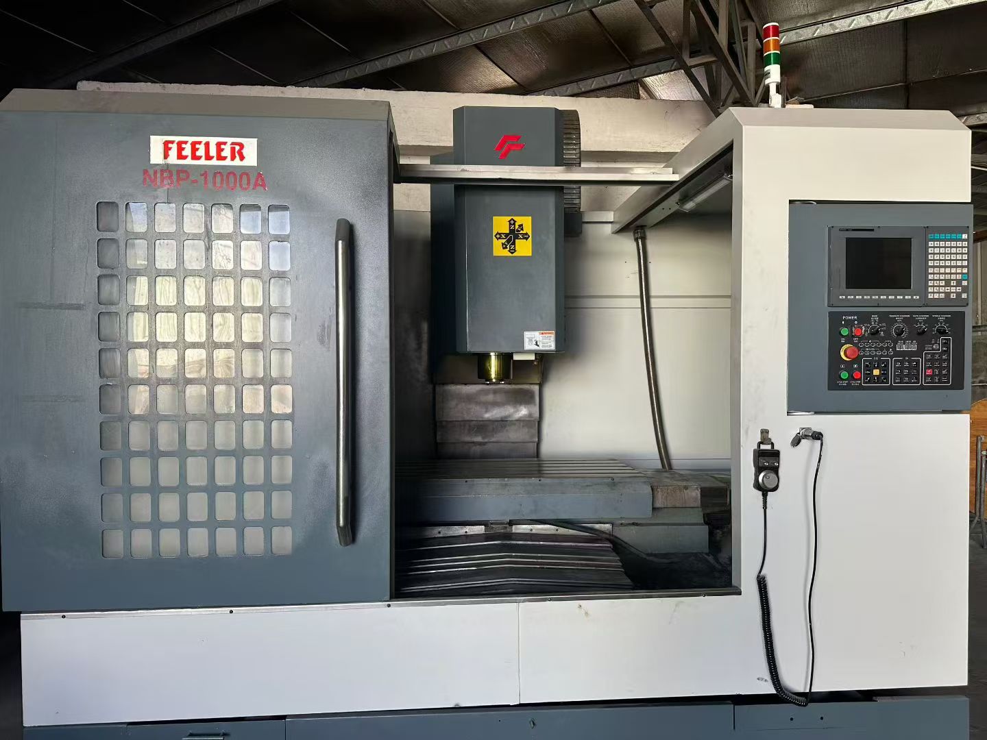 1060加工中心新代21ma、三轴硬轨、BT40、/11kw/8000转、重型床身