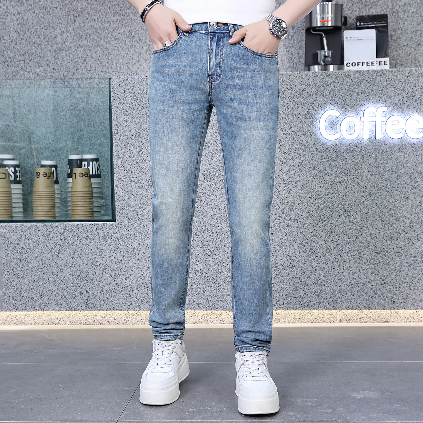 高端新款浅蓝色修身牛仔裤男小脚水洗潮牌百搭长裤D218-3711S-P98，男装牛仔裤，电商D218