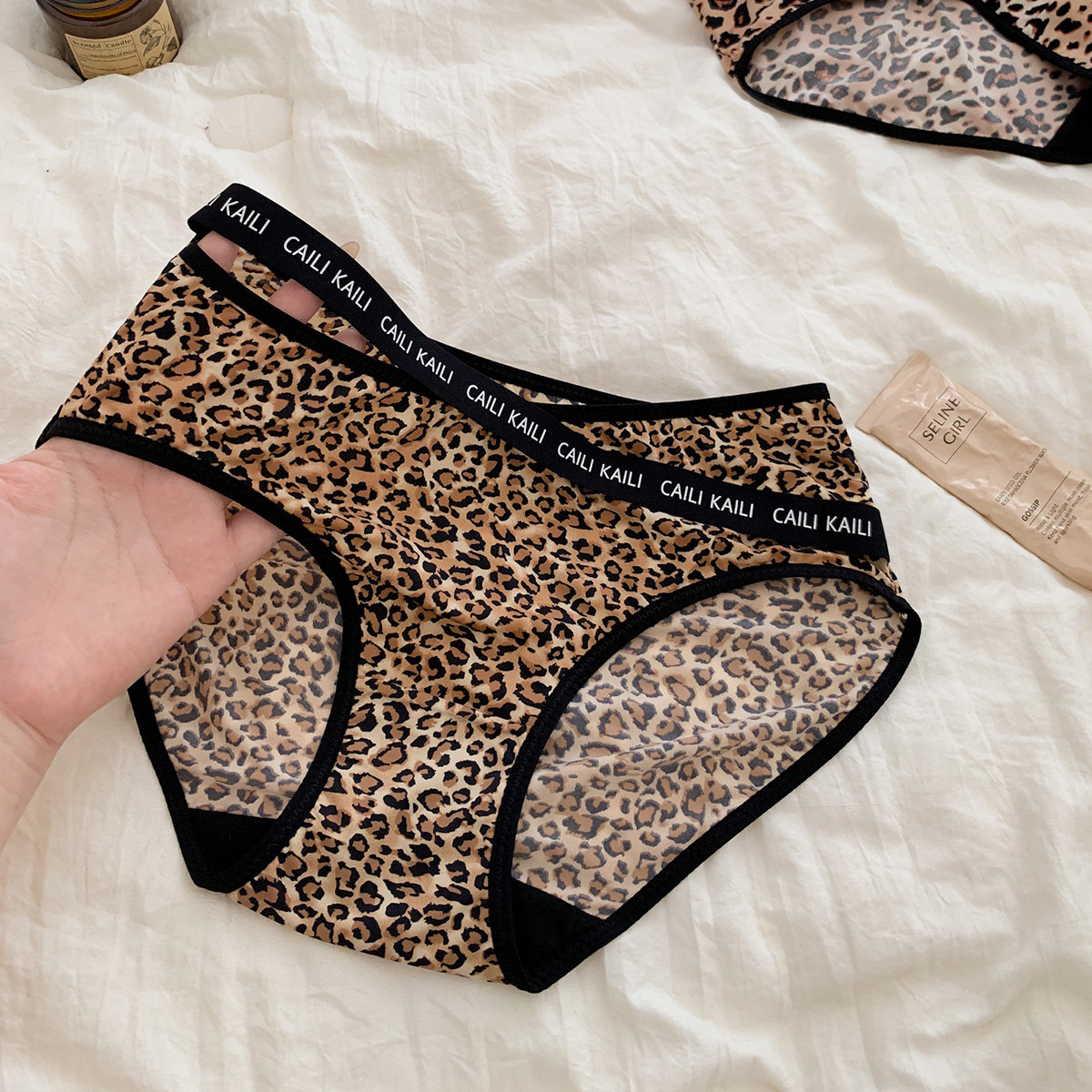 性感内裤女冰丝纯欲风镂空豹纹时尚交叉绑带透气舒适低腰三角裤,女士内衣/男士内衣/家居服,女三角裤,淘宝优惠券,粉丝福利购,淘宝优惠卷