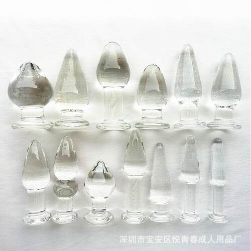 A glass-made anus used as a masturbation toy