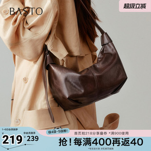 百思图秋冬季 商场同款 饺子包时尚 潮流单肩斜挎包女TY074DX5 新款
