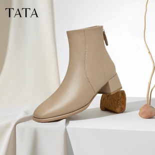 新款 靴羊皮休闲短靴子秋季 7AC56DD4 靴女鞋 TATA他她粗跟通勤时装