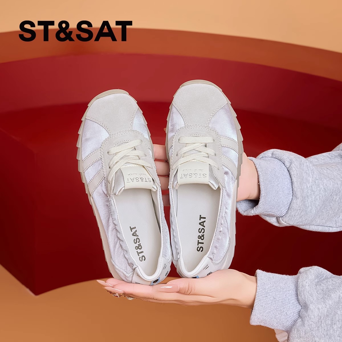 星期六德训鞋女新款秋季芭蕾舞鞋百搭休闲阿甘鞋女SSC3111C1V