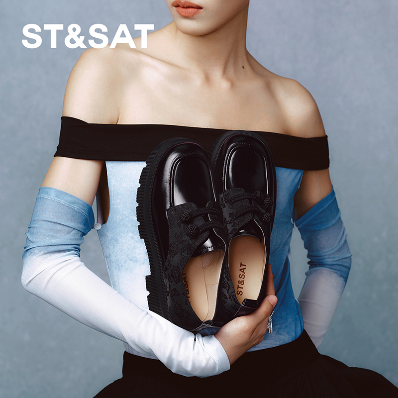 星期六牛津鞋秋季新款学院风复古通勤英伦厚底女鞋SSC31120VV