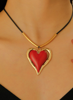 Luxury Minimalist Large Love Pendant Black Rope Necklace项链