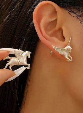 小马耳环Earrings Pony Earring Fashion Horse Earnail women's