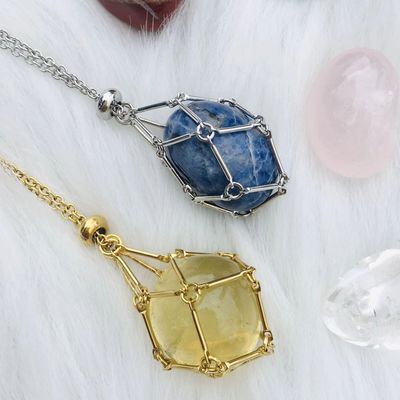 Interchangeable crystal stone woven metal net bag necklace